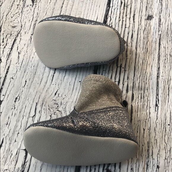🍭6/$30 Sparkle Shimmer boots- size 2 infant - Picture 5 of 6